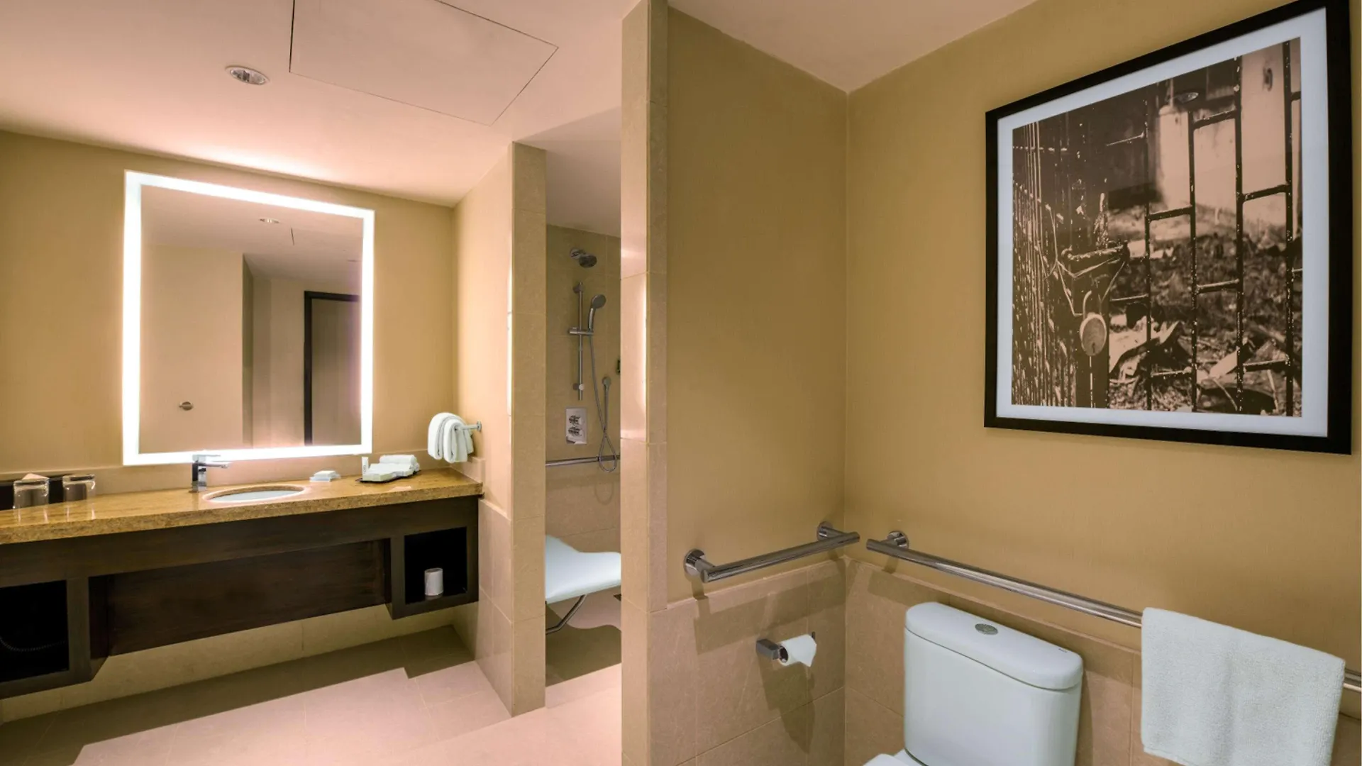 Hilton Garden Inn, Trivandrum Thiruvananthapuram Hotel