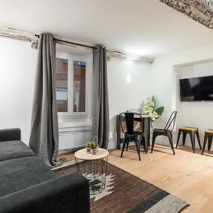  Apartment Coeur Du Vieux - 2 Pieces De Charme France