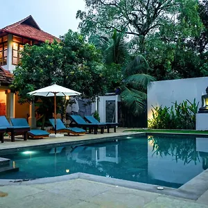 Flamingo Boutique & Ayurvedic Indien